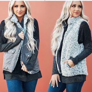 Entro Gray Reversible Sherpa Interior Vest.  Size Small